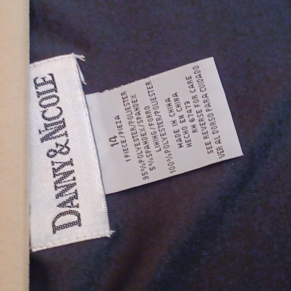 Danny & Nicole Midi Dress - Picture 4 of 5